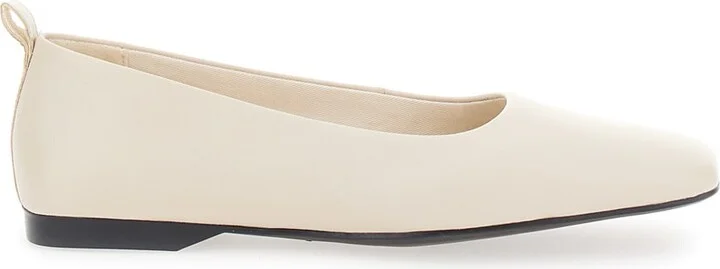 'delia' Off-white Ballet Flats With Squared Toe In Leather Woman