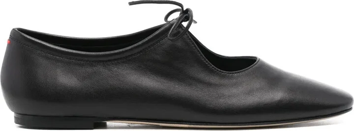 Della ballet flats