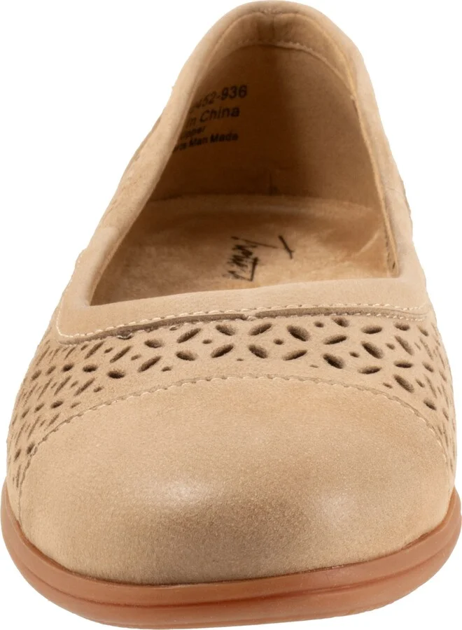 Delmara Cap Toe Slip-On Shoe - Image 4