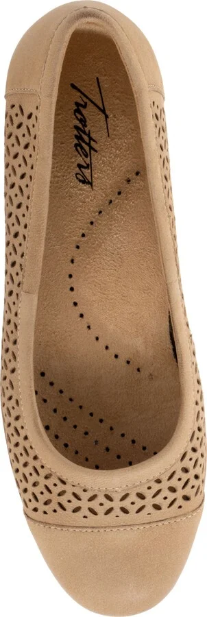 Delmara Cap Toe Slip-On Shoe - Image 5