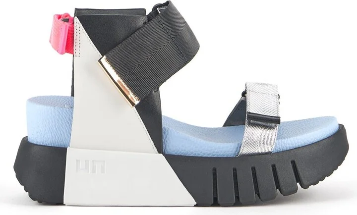 Delta Run Sandals