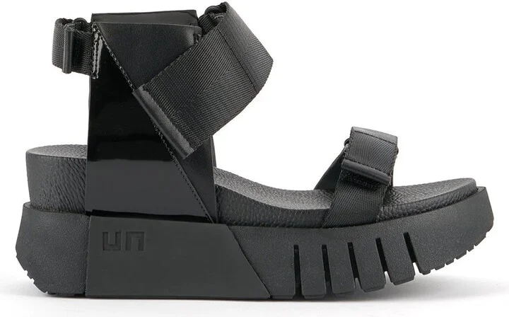Delta Run Sandals