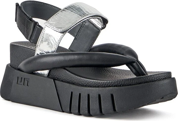 Delta Tong Sandals - Image 2