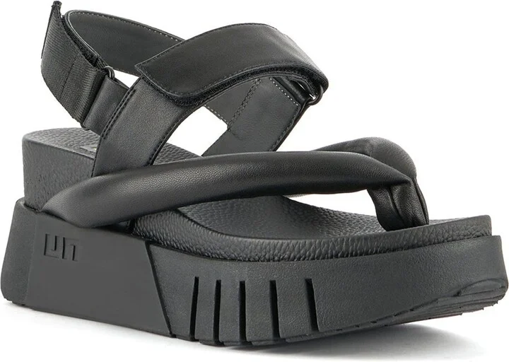Delta Tong Sandals - Image 9