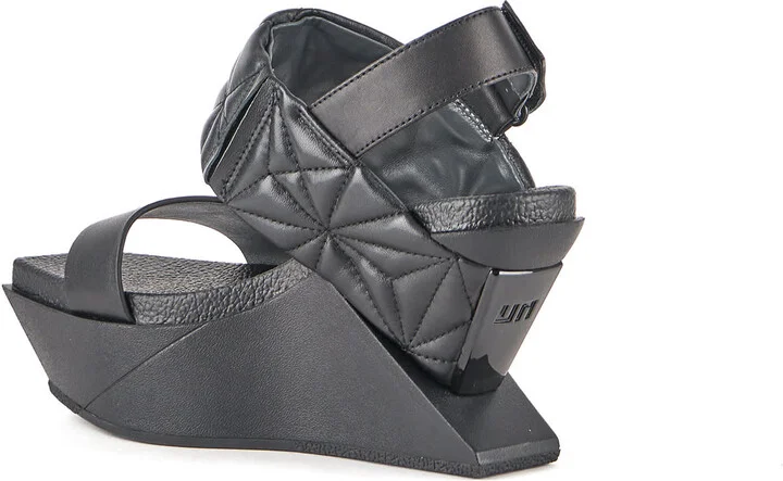 Delta Wedge Puffy - Black - Image 5