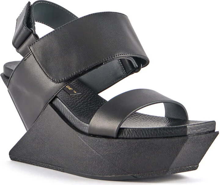 Delta Wedge Sandal Black - Image 3