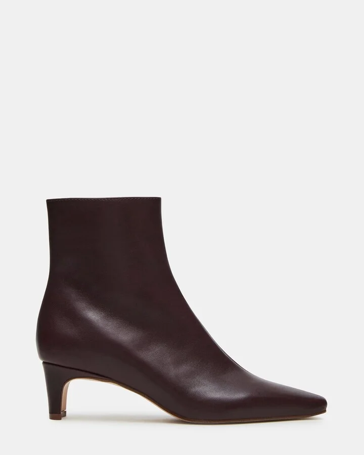 Brown/red Leather