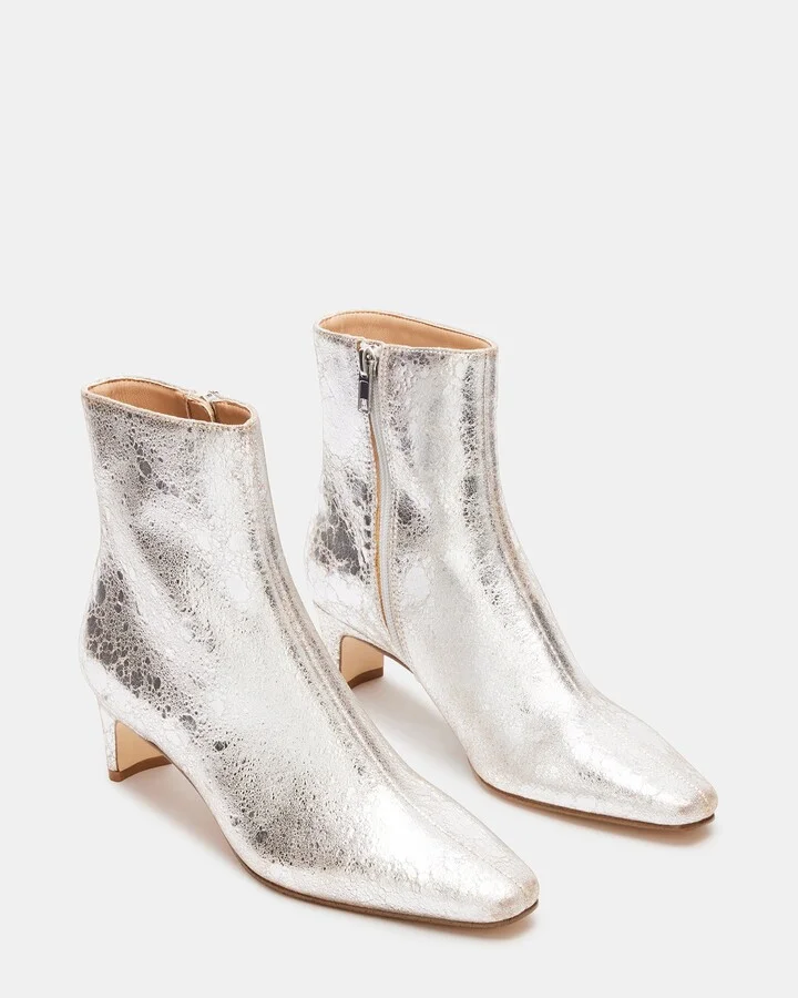 Delvie Silver Leather - Image 3
