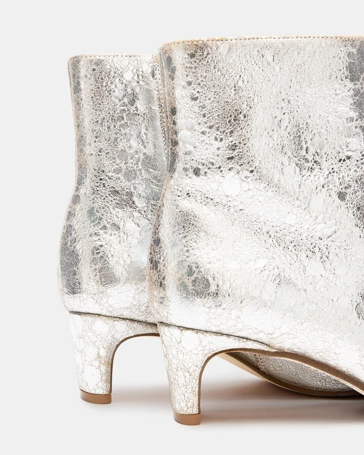 Delvie Silver Leather - Image 4