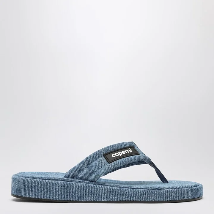 Denim flip-flops with logo