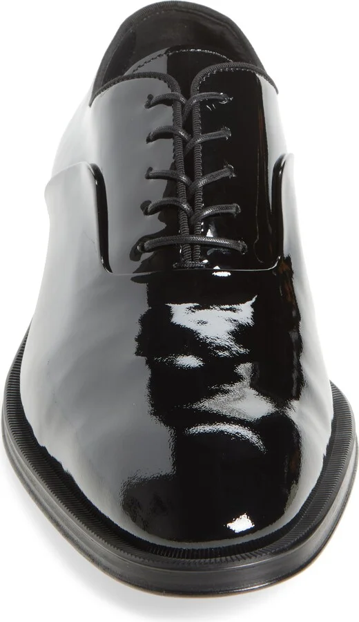 Derrek Oxford - Image 4