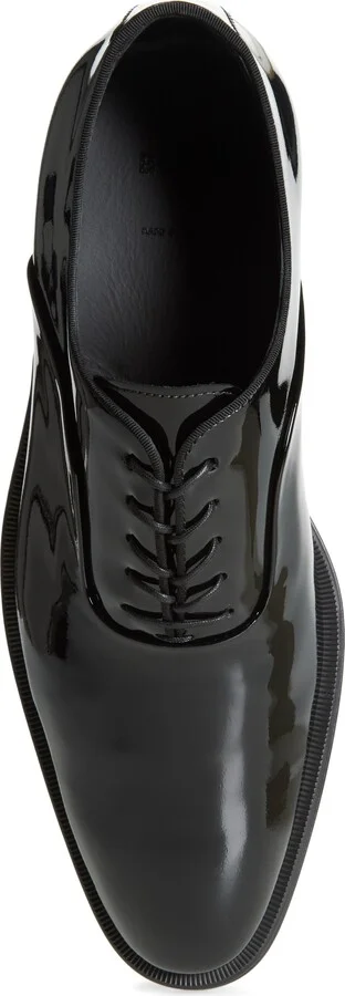 Derrek Oxford - Image 5