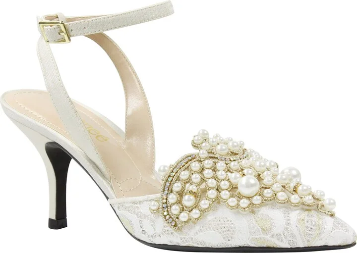 Desdemona Pointed Toe Pump