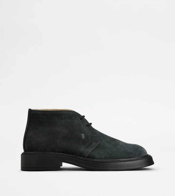 Desert Boots in Suede