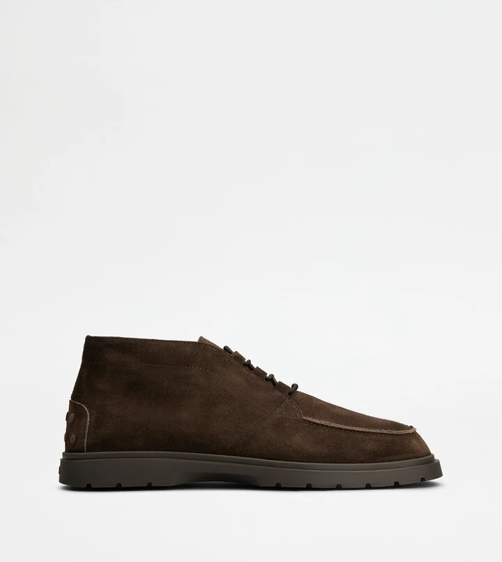 Desert Boots in Suede