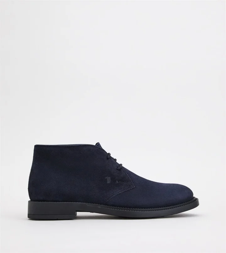 Desert Boots in Suede