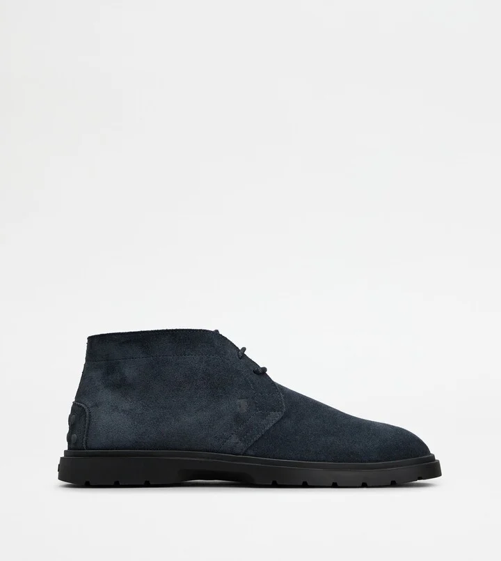 Desert Boots in Suede