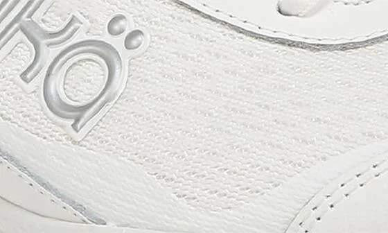 Devotion XT Mid 2 Sneaker - Image 10