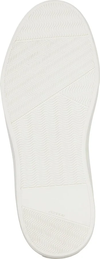 Dezi Leather Sneaker - Image 11