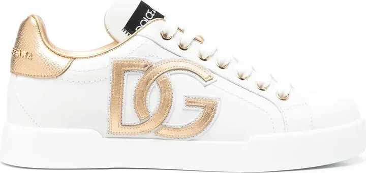 DG-embellished low-top sneakers