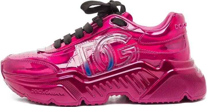 DG logo sneakers