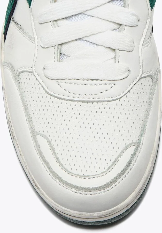 Diadora B 560 Used Shoes - Image 4