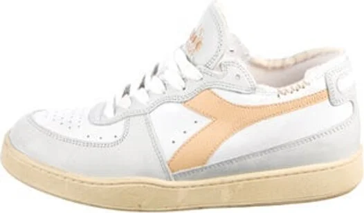 Diadora