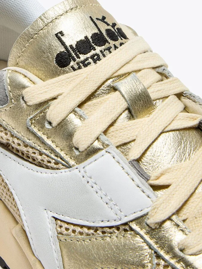 Diadora Mercury Elite Lam Shoes - Image 5