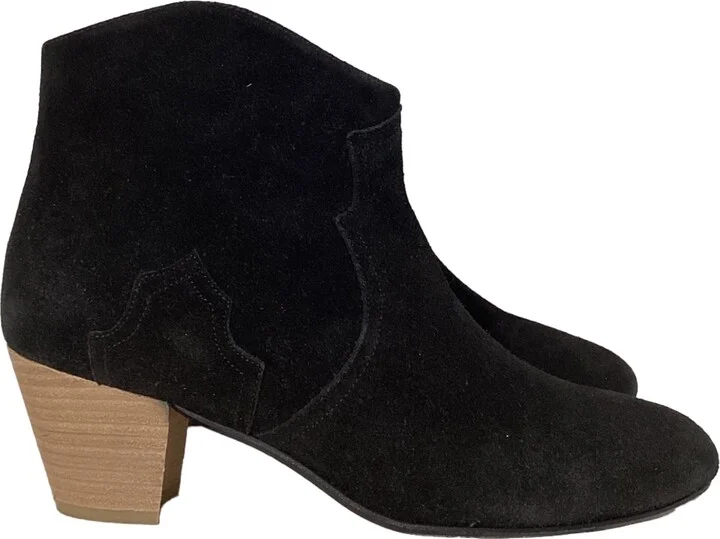 Dicker Booties in Black Suede