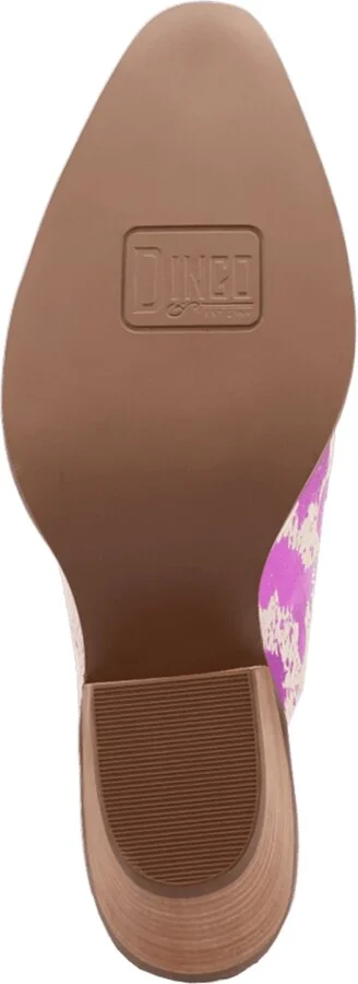 Dingo Women's Cash Cow Mule - Image 10