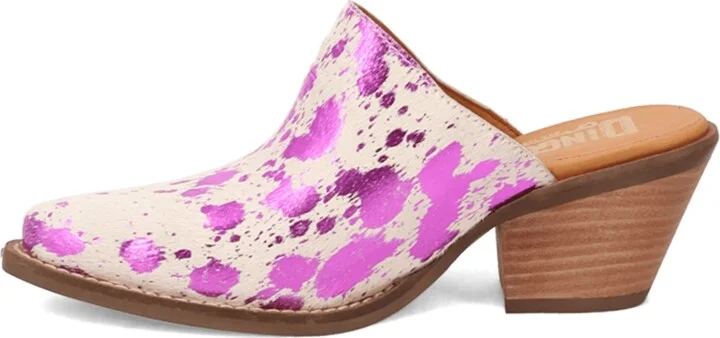 Dingo Women's Cash Cow Mule - Image 11