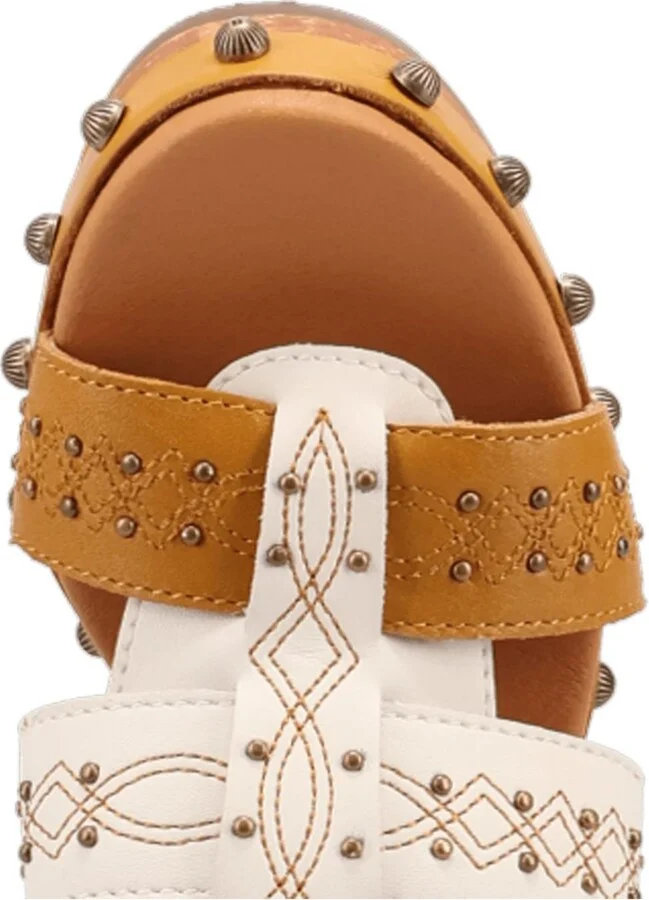 Dingo Women's Chateau Wooden Sandal - Image 11