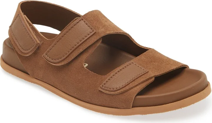 Dinka Sandal