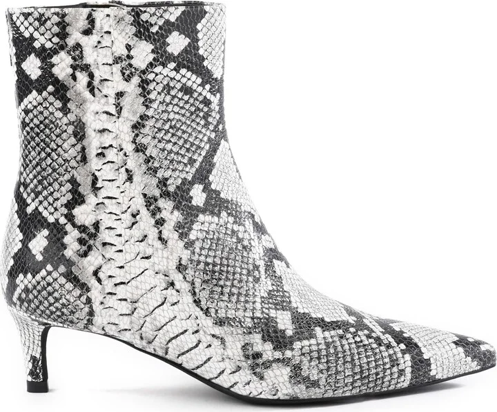 Dinner Date Pointed Toe Boot - Image 3