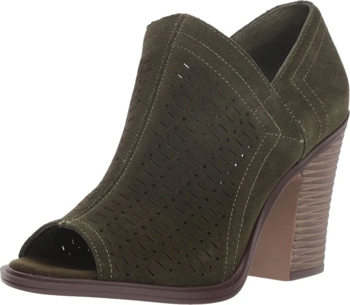 Dirty Laundry by Chinese Laundry Women's AIDA Ankle Boot