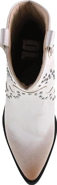 Dirty Laundry Nowhere Women's Boots White : 8 B - Medium, Leather - Image 2