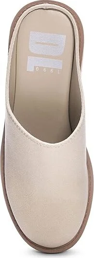 Dirty Laundry R-Test Suede Clogs Women's Sandals Beige : 9 B - Medium - Image 2