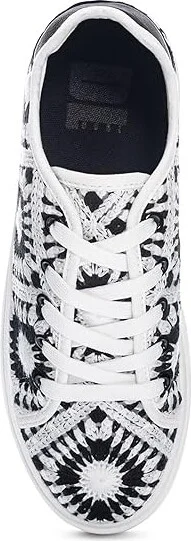 Dirty Laundry Recreation Crochet Sneakers Women's Shoes Black/White : 7.5 B - Medium, Rubber - Image 2