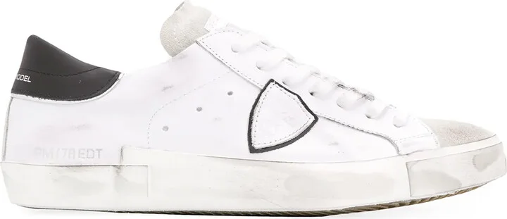 Distressed Effect Low-Top Sneakers