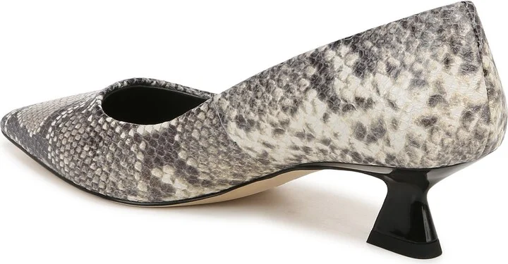 Diva Pointed Toe Kitten Heel Pump - Image 2