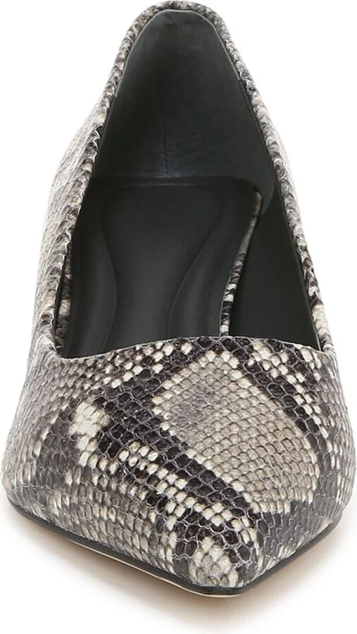 Diva Pointed Toe Kitten Heel Pump - Image 4