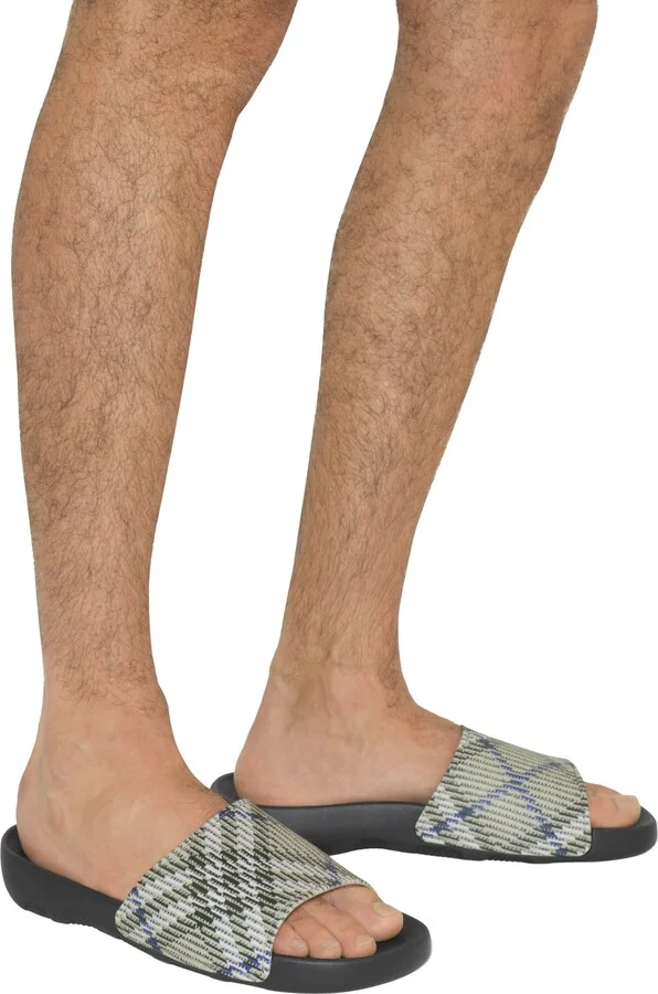 Dive Embossed Check Pool Slide Sandal - Image 2
