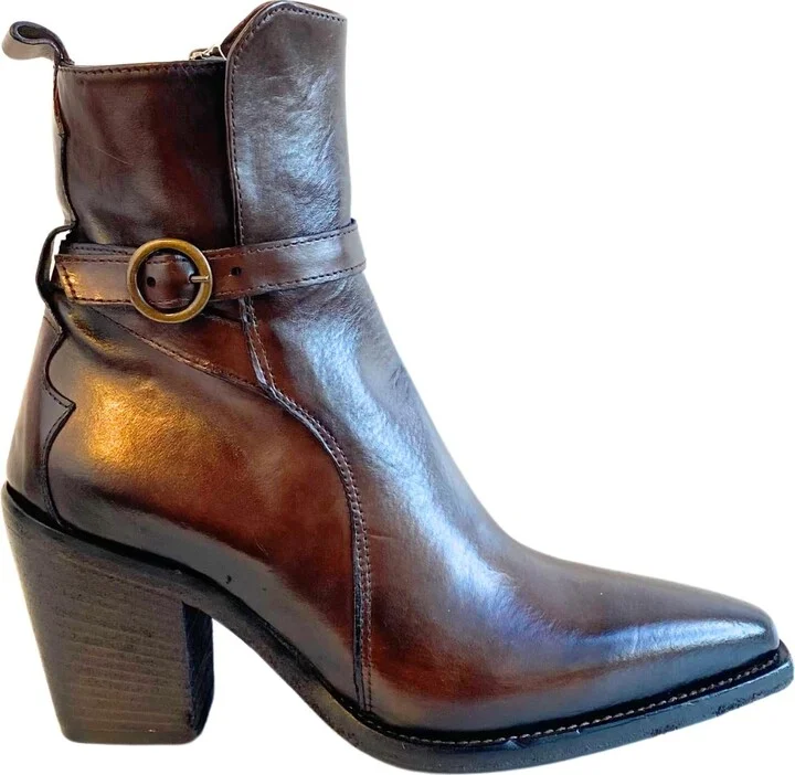 Diver Heeled Ankle Boot In Tinto Capo