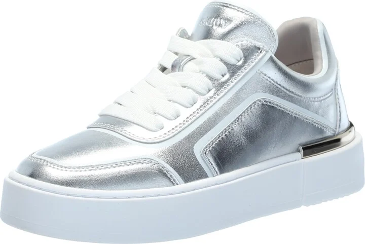 Silver/White