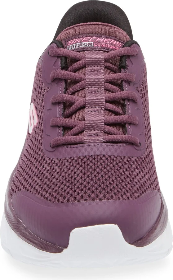 D'Lux Ultra Swift-Fit Sneaker - Image 9