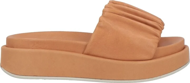 Docksteps Woman Sandals - Image 9