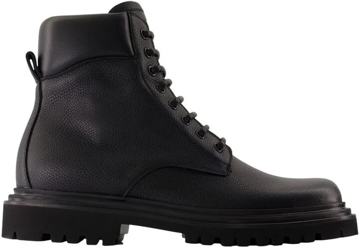 Dolce & Gabbana Day Classic Hammer Ankle Boots