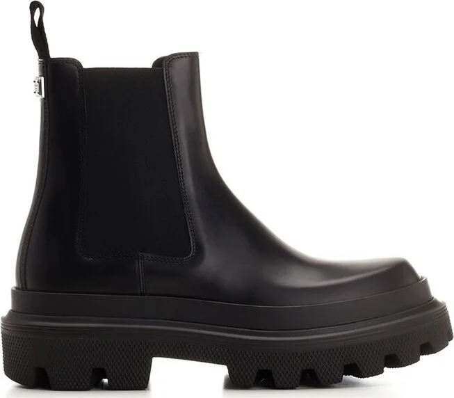 Dolce & Gabbana Round Toe Ankle Boots