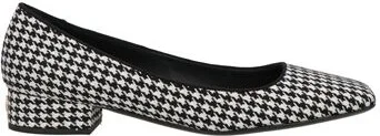 Dolce & gabbana Woman Ballet flats