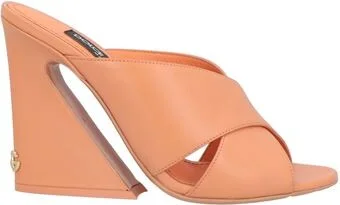 Salmon pink